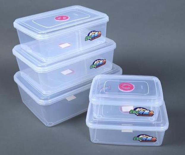 為(wei)什麼透(tou)明塑料(liao)盒價格(ge)比紙盒(hé)低？透明(ming)包裝盒(he)價格不(bu)是應該(gai)高一些(xiē)麼？